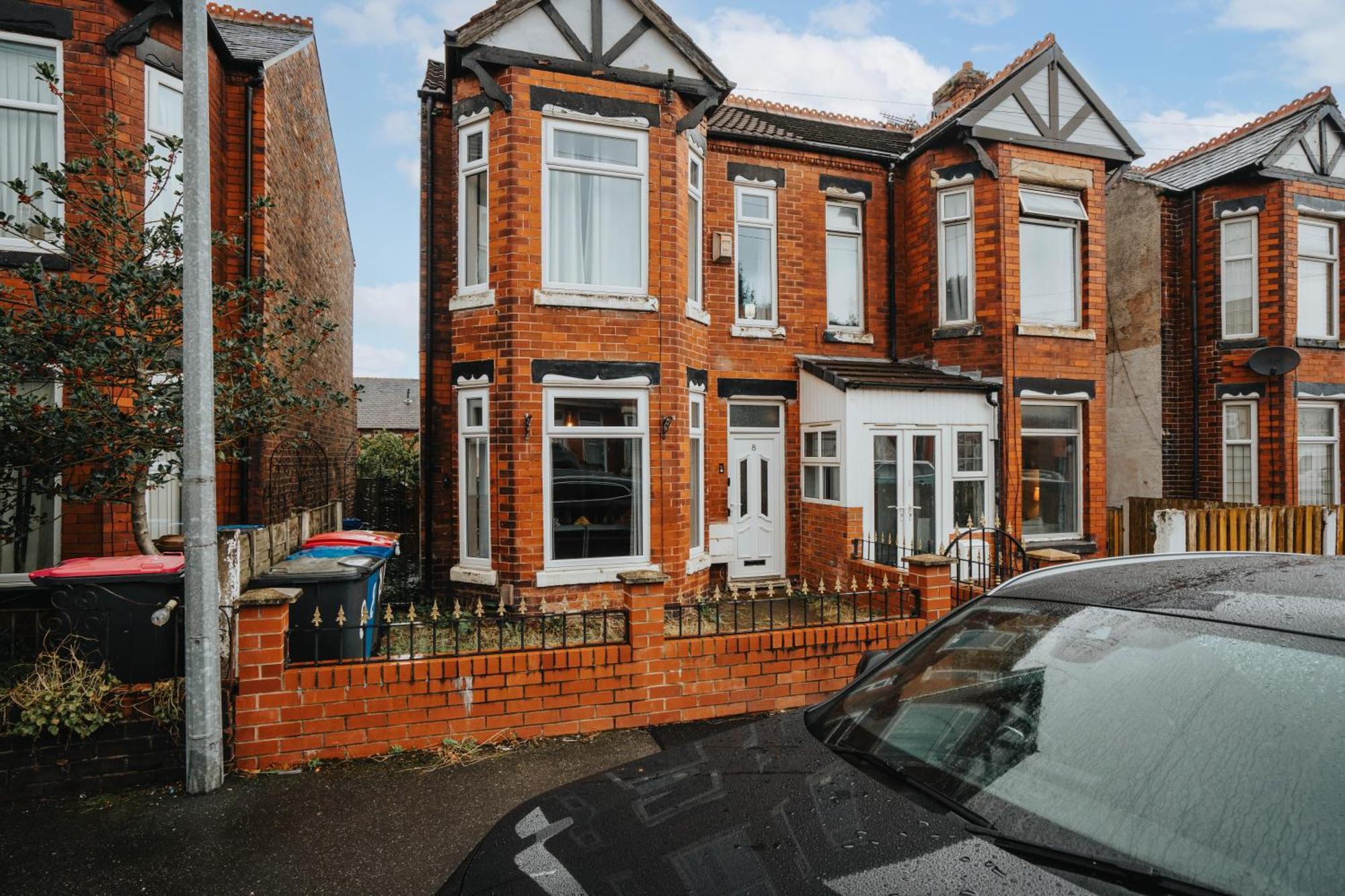 Modern & Spacious - Pool Table - Free Parking - Sleeps 10 Mánchester Exterior foto