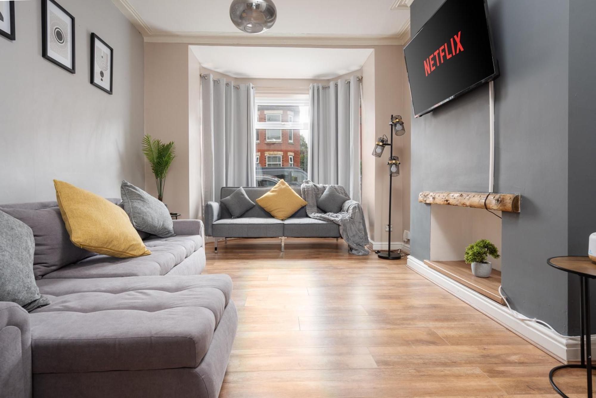 Modern & Spacious - Pool Table - Free Parking - Sleeps 10 Mánchester Exterior foto